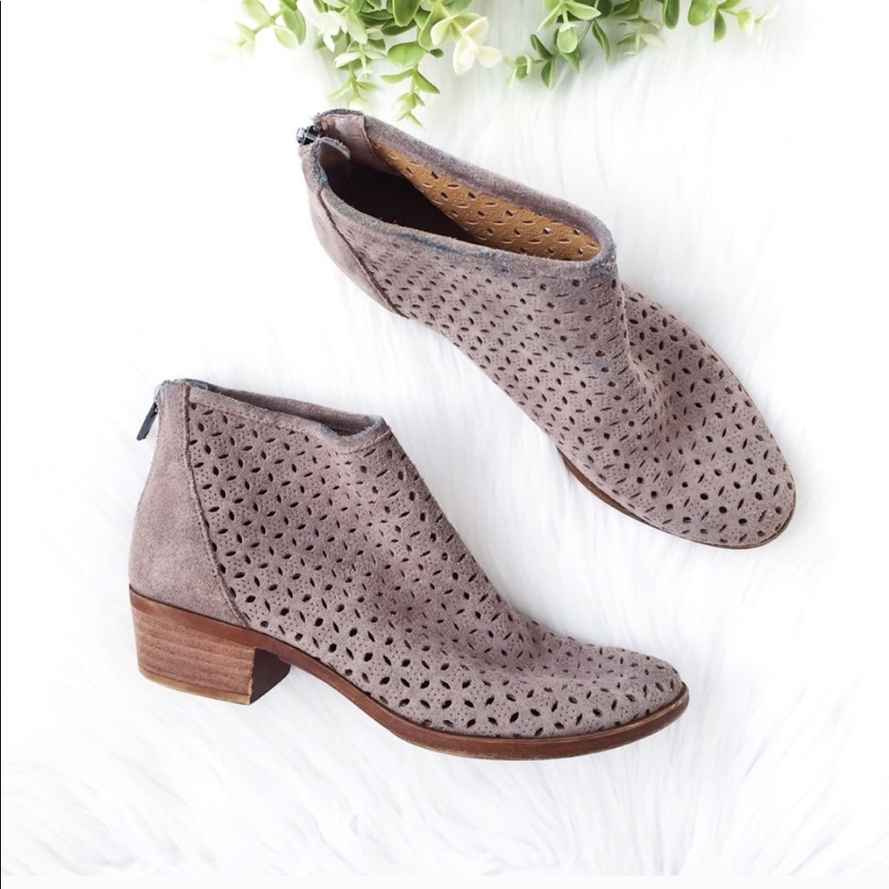 Lucky Brand Tan Perforated Ankle Boots